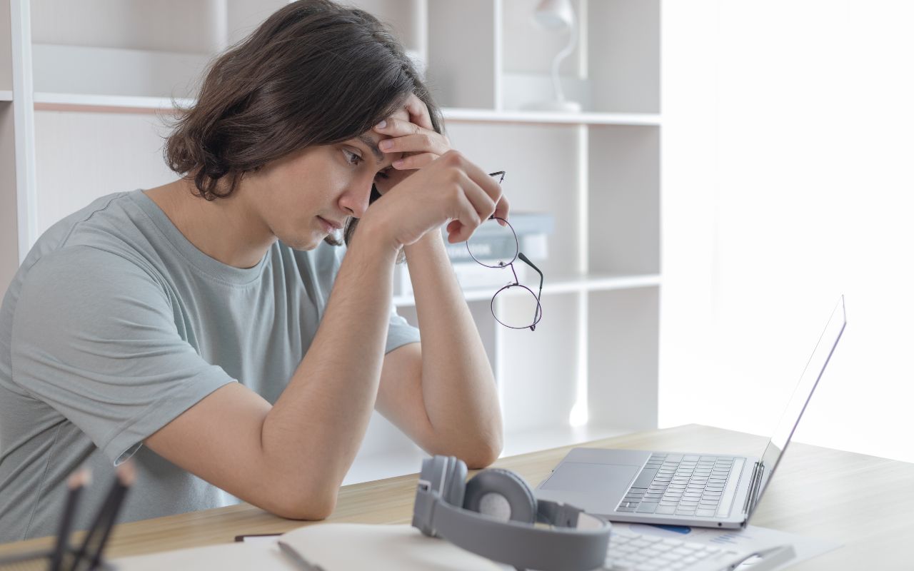 Suy Thận Mạn Tính Nên Ăn Gì? Thực Đơn Giảm Tải Thận 2025