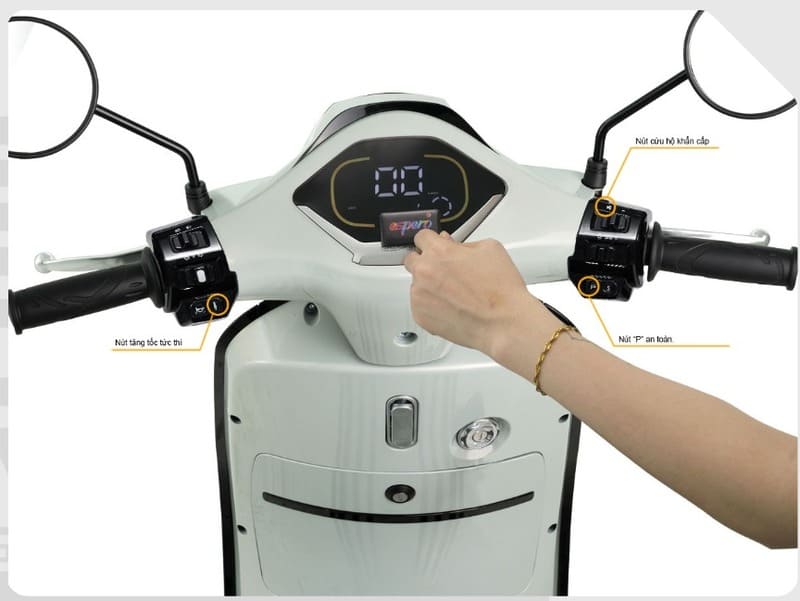 Tính năng và công nghệ xe máy điện Espero Diamond Ultra