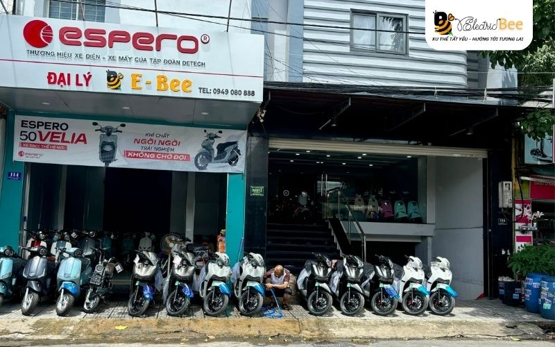 Mua xe máy điện chính hãng, đúng quy định tại Electric Bee