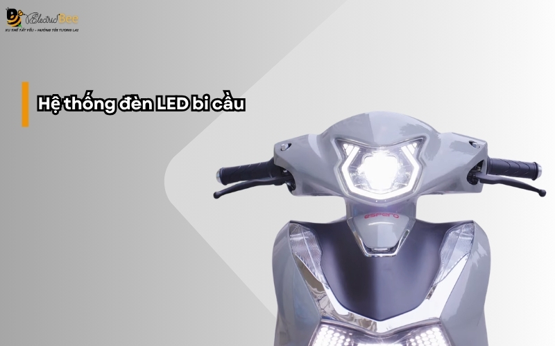 Espero Velia E hệ thống đèn LED bi cầu và mặt đồng hồ LCD rõ nét