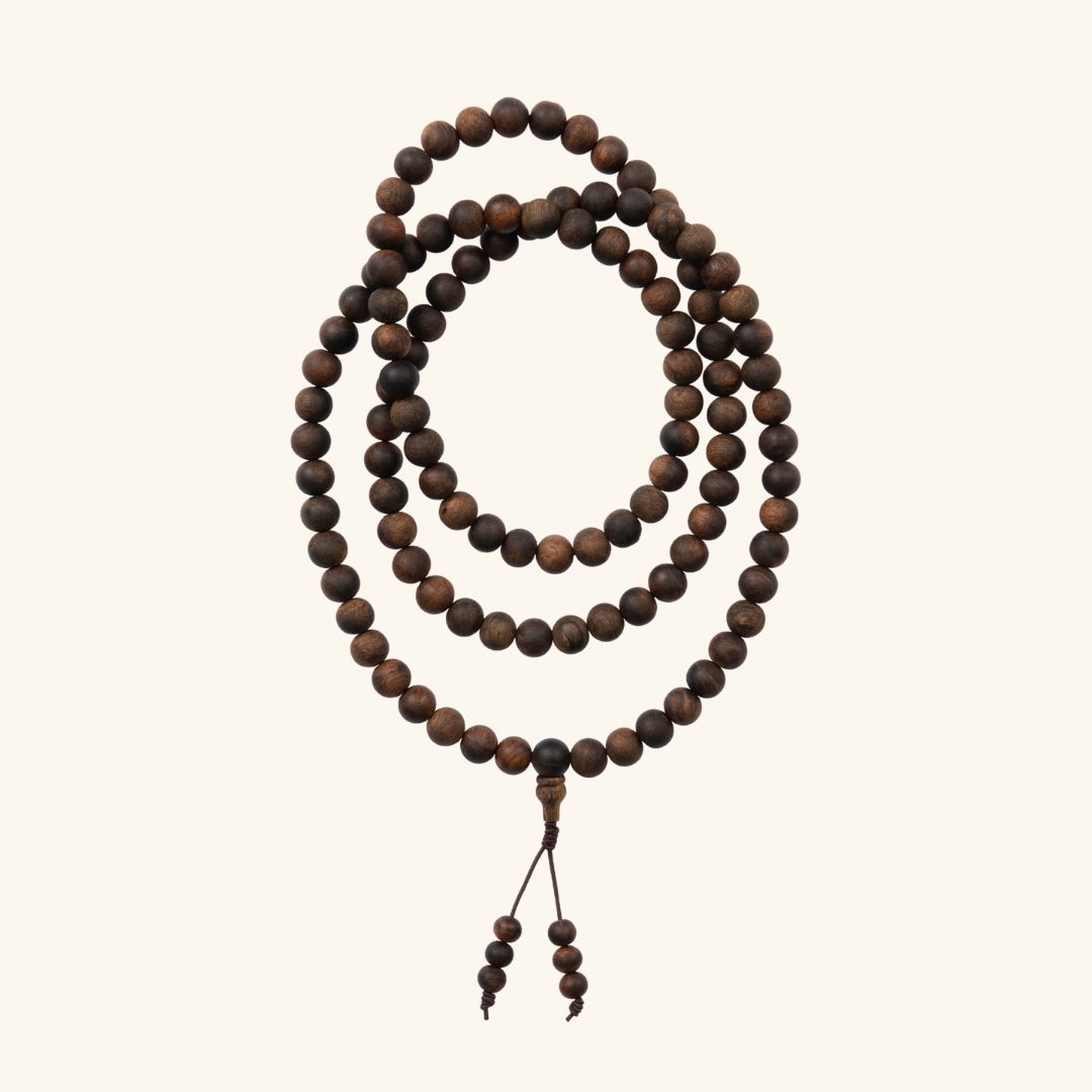 Vòng Trầm Hương 108 hạt Rục Vàng Phước Sơn Việt Nam 029