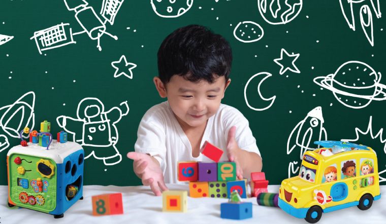 Nên chọn đồ chơi kích thích trí não phù hợp với cột mốc phát triển của bé