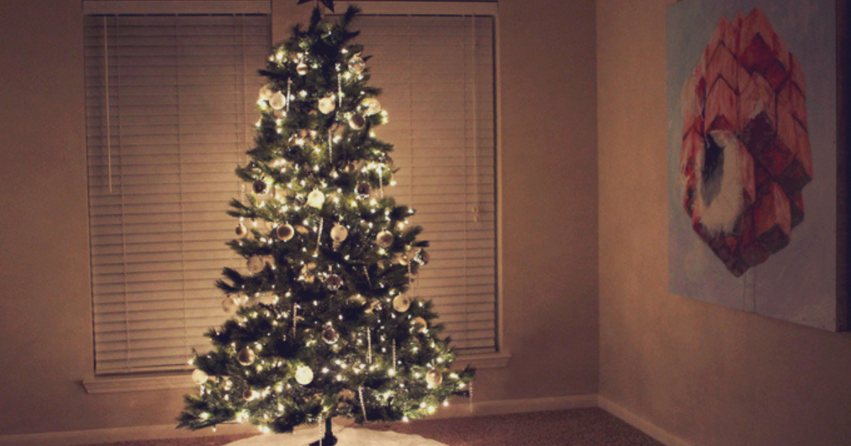 Đầu tư cây thông noel chất lượng để tối ưu chi phí