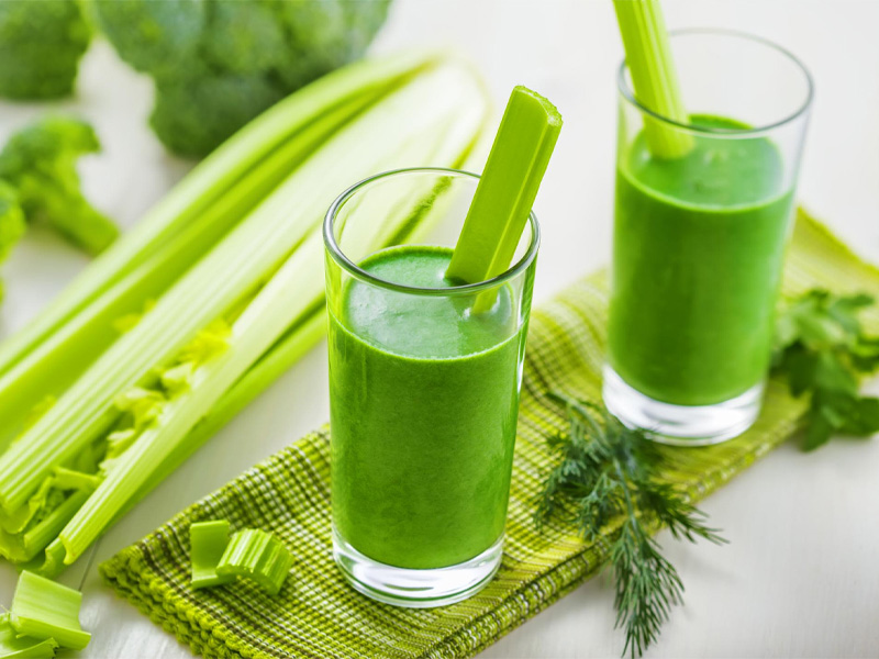 Cần tây chứa apigenin và luteolin, có khả năng loại bỏ độc tố do virus Epstein-Barr (EBV) - một trong những nguyên nhân gây viêm tuyến giáp