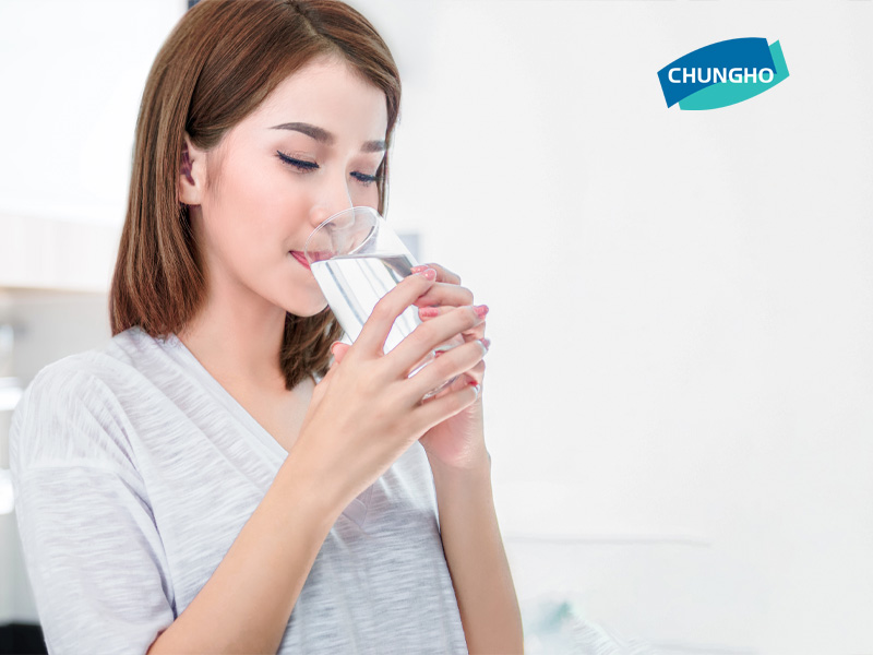 Nước uống đóng chai đạt chuẩn QCVN 6-1:2010/BYT, an toàn uống trực tiếp