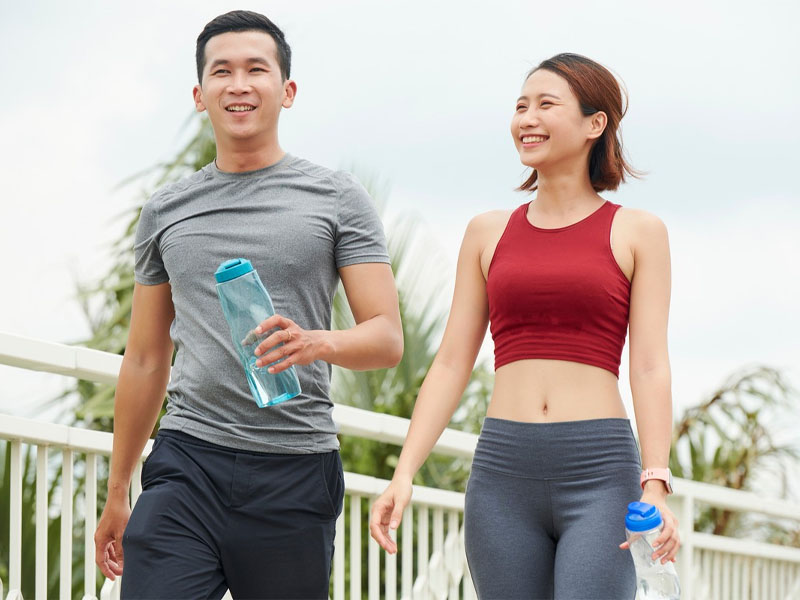 Ra nhiều mồ hôi nên uống gì? Các loại nước uống tốt và cách giảm tiết mồ hôi