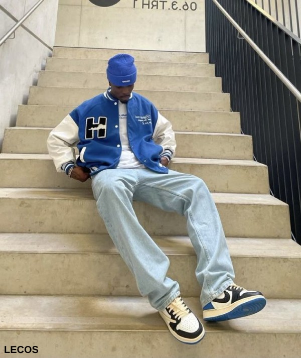 Phối giày Jordan cổ cao nam cùng quần short và áo khoác bóng chày