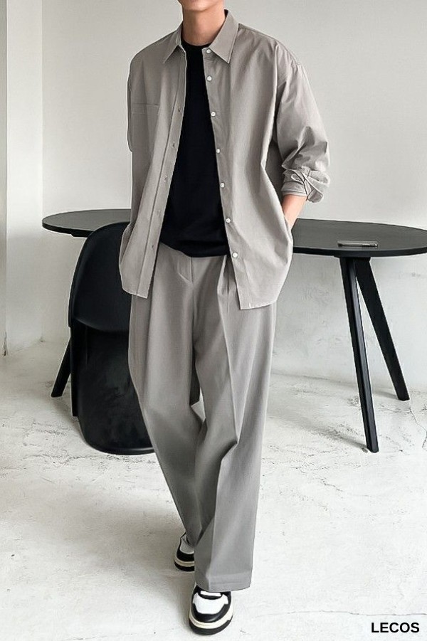 Phối giày Jordan cổ cao nam cùng quần tây và áo sơ mi