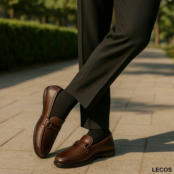 Phối giày Loafer cùng quần âu