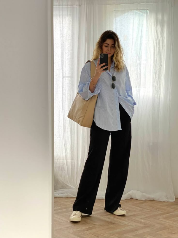 phối đồ túi tote với áo sơ mi và quần tây