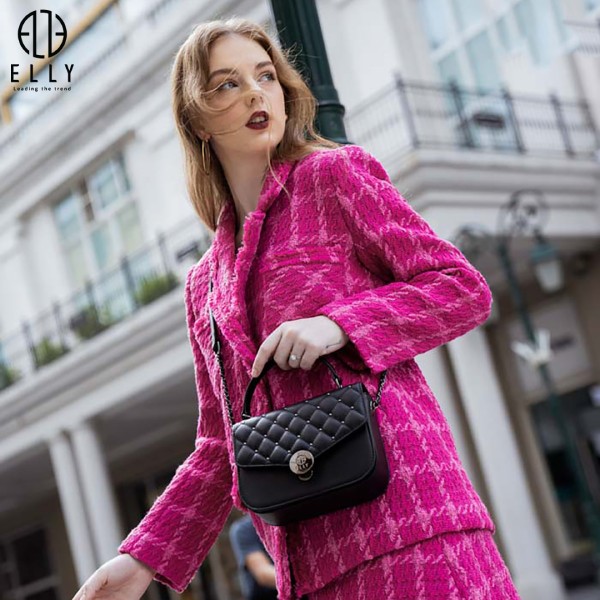 Họa tiết túi xách phù hợp sẽ khiến bạn nổi bật hơn