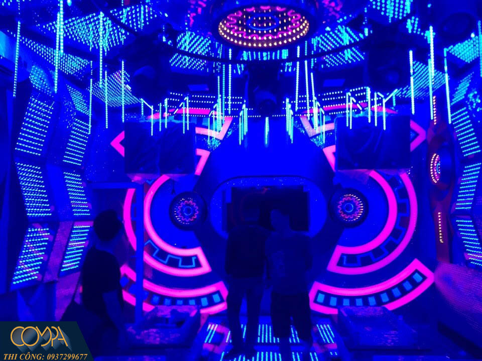 Hình ảnh thi công thực tế phòng Karaoke FYou