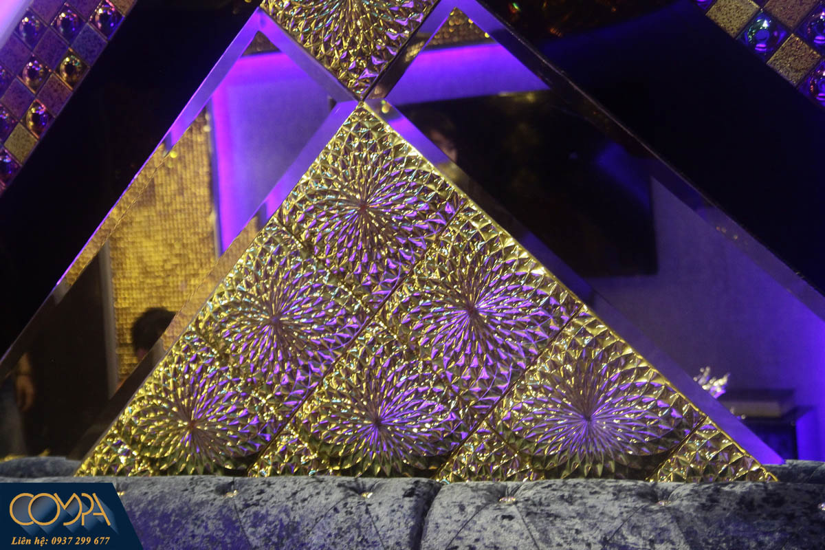 Hình ảnh chi tiết nội thất phòng Karaoke FYou