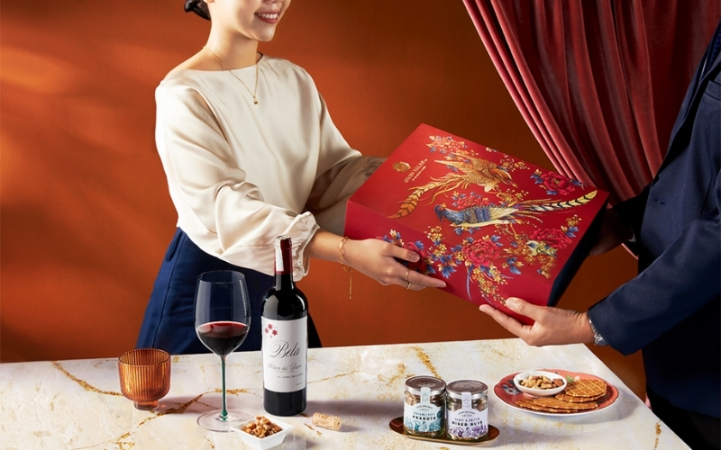 Qùa Tết cho sếp và đối tác nằm quan trọng nhất nằm ở sự chừng mực, tinh tế và phù hợp hoàn cảnh, hơn là giá trị vật chất thể hiện ra bên ngoài