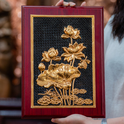 Tranh Hoa Vàng Bằng Đồng: Nghệ Thuật Vượt Thời Gian-Cửu Diệu Thiên