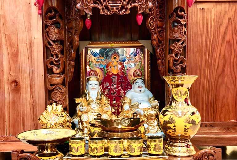 Tác động của nghề chạm đồng trong văn hóa bàn thờ thần tài-Cửu Diệu Thiên