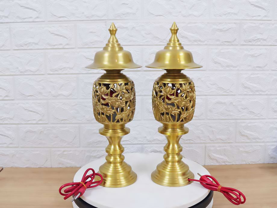 Đèn Thờ Đồng - Cửu Diệu Thiên