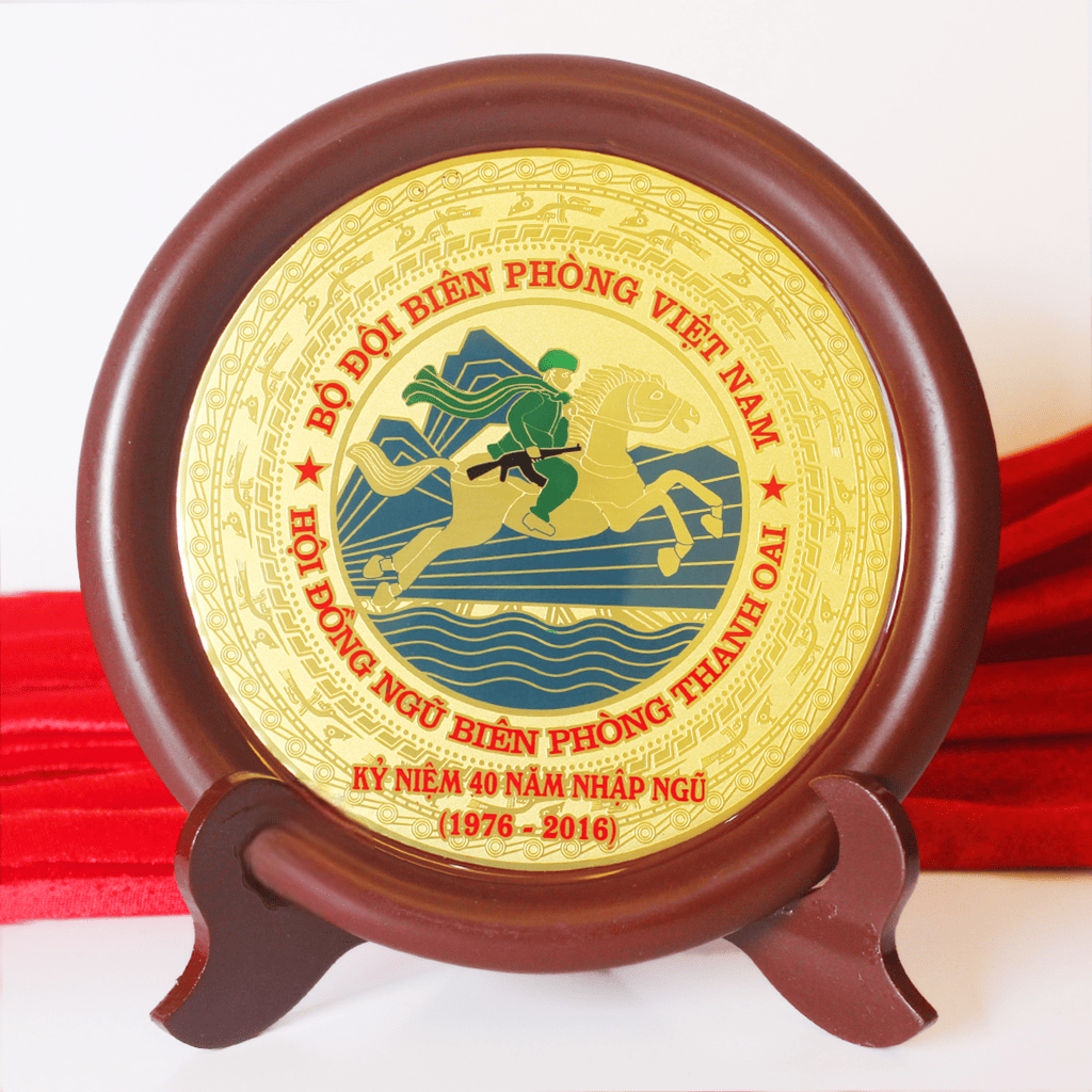 Đĩa Đồng Kết Hợp Gỗ In Logo - Quà Tặng Cao Cấp