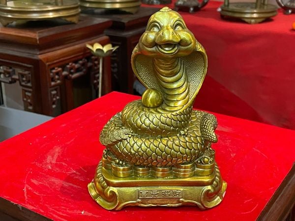 Tượng Rắn Bằng Đồng - Cửu Diệu Thiên