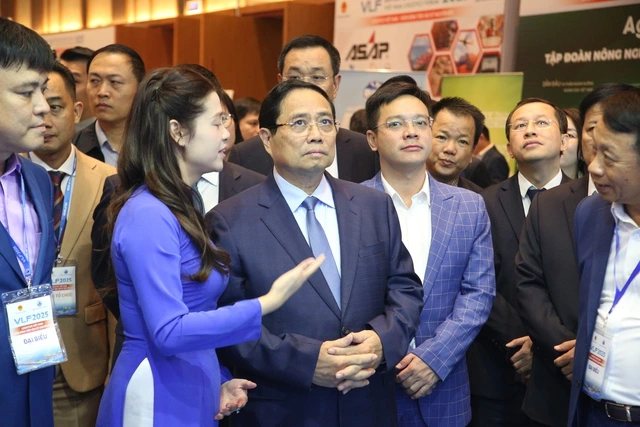 Thủ tướng Phạm Minh Chính đến dự Diễn đàn Logistics Việt Nam 2025 (Nguồn: Báo Thanh Niên)