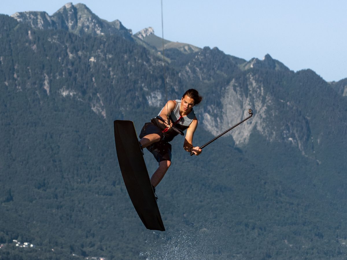 Gậy nối dài 1.5m DJI chính hãng cho góc quay flycam ảo diệu