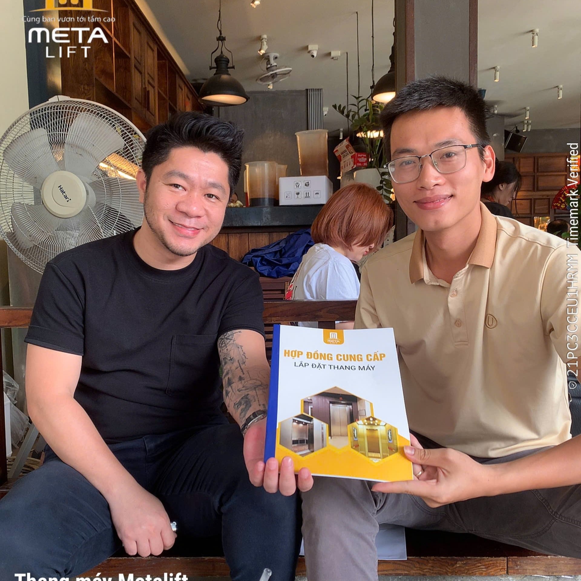 Anh khách hàng kiến trúc sư