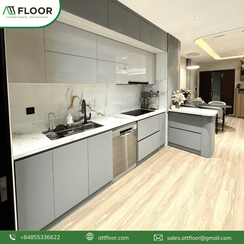 Wood-grain SPC flooring