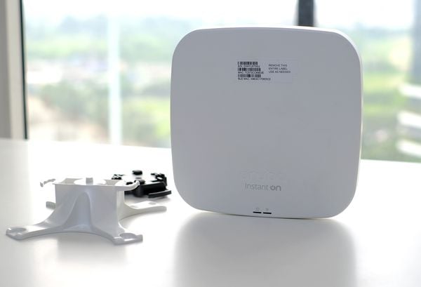 AP11 (R2W96A) - Thiết bị phát sóng không dây (Wifi) Aruba Instant On, Indoor. - hình 2