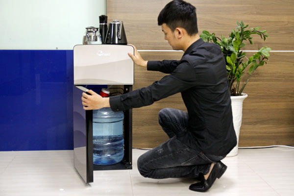 Cây nước nóng lạnh bàn trà, bình âm FujiE WD1170E - hình 6
