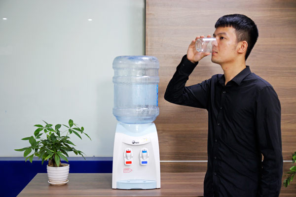 Cây nước nóng lạnh để bàn mini FujiE WD1080E - hình 5