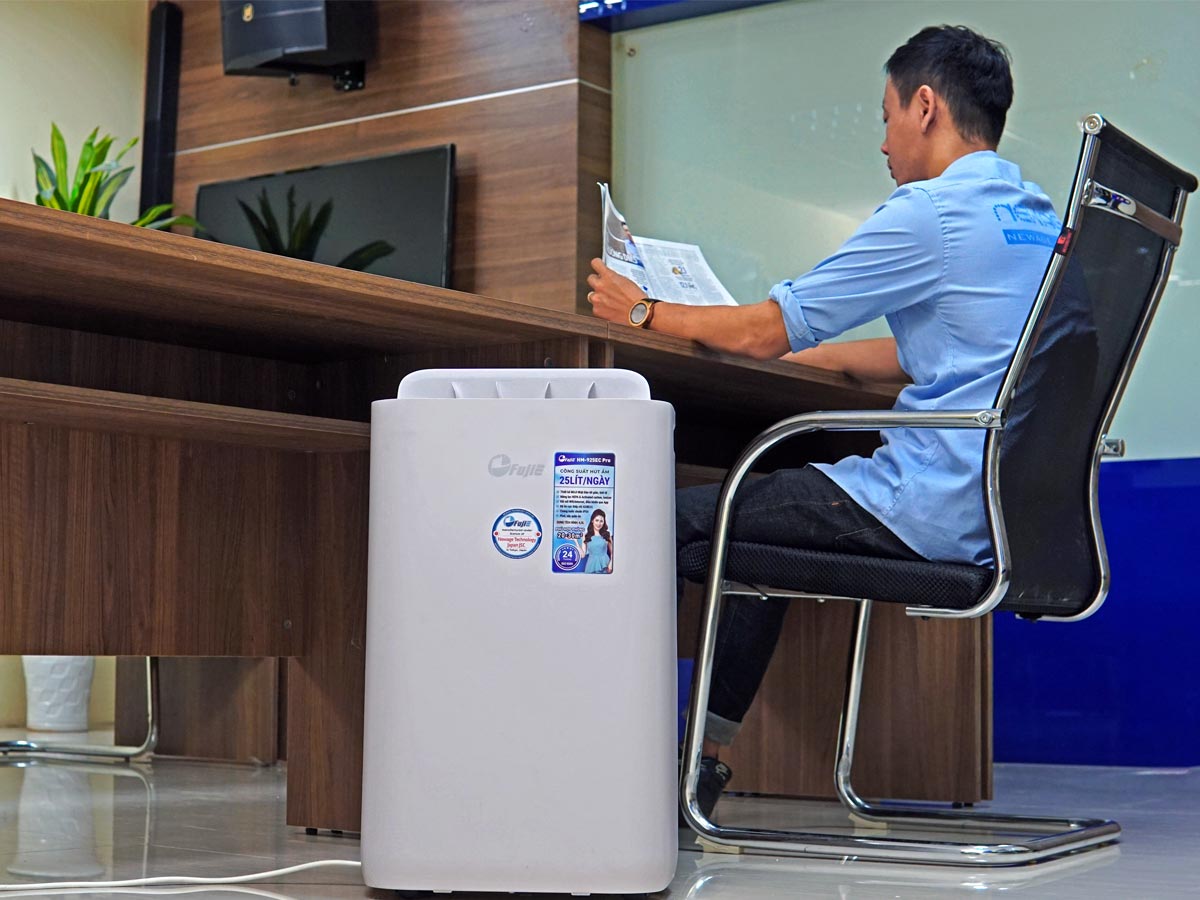 Máy hút ẩm kết hợp lọc không khí FujiE HM-925EC Pro kết nối Wifi thông minh
