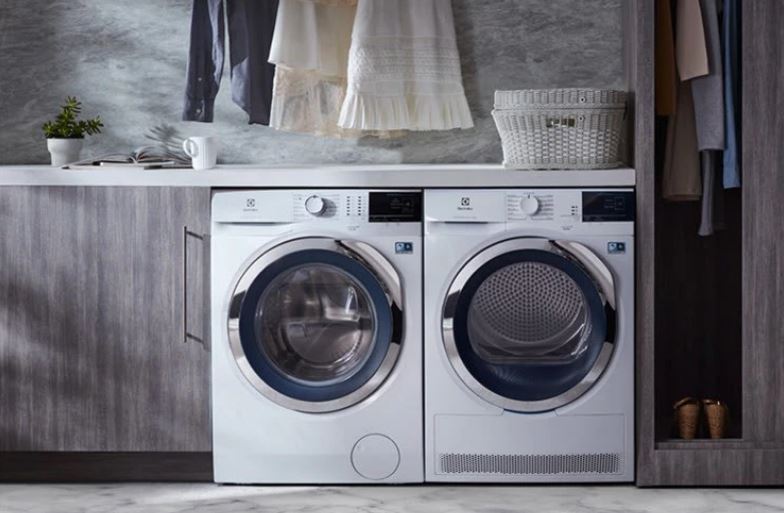 Máy sấy quần áo Electrolux 8,5Kg EDV854N3SB mới 2022