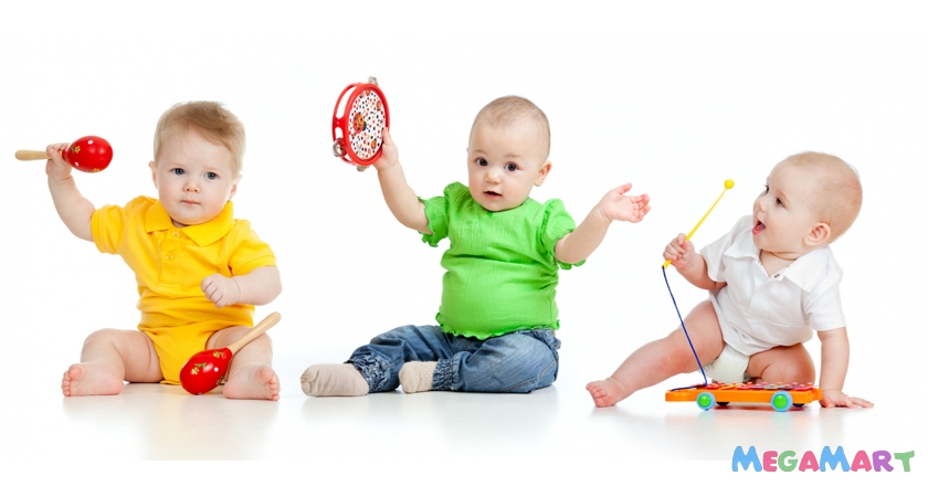 8 loại đồ chơi cho trẻ sơ sinh mà bố mẹ nên mua