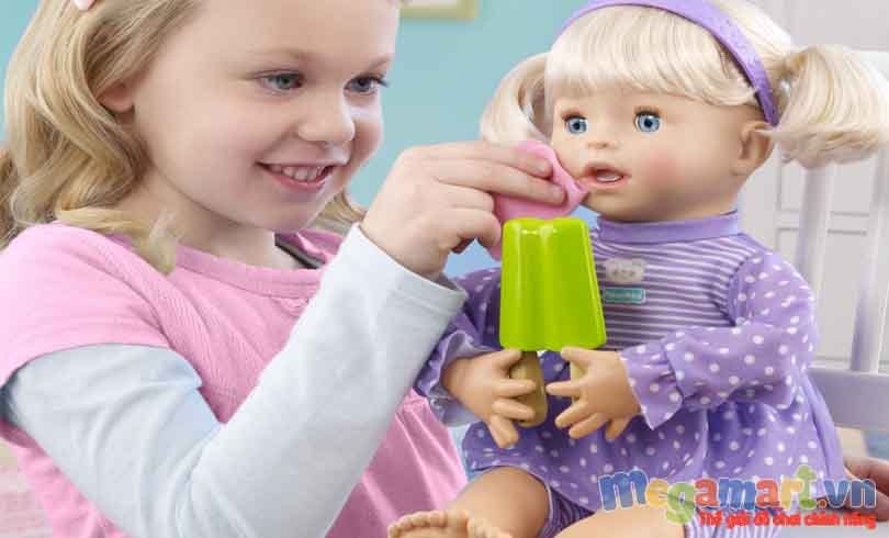 Các loại đồ chơi búp bê dành cho bé gái theo độ tuổi