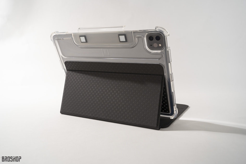 tren-tay-op-lung-op-lung-uag-u-lucent-danh-cho-ipad-air-10-9-va-ipad-pro-11-inch