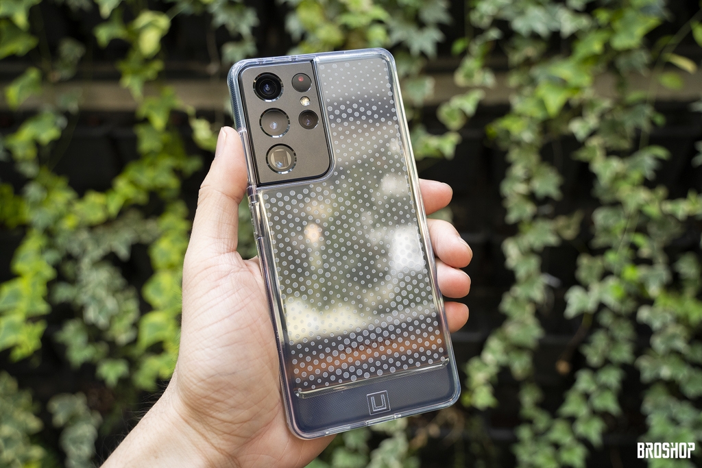 tren-tay-op-lung-uag-u-lucent-danh-cho-sieu-pham-samsung-galaxy-s21-s21-plus-s21