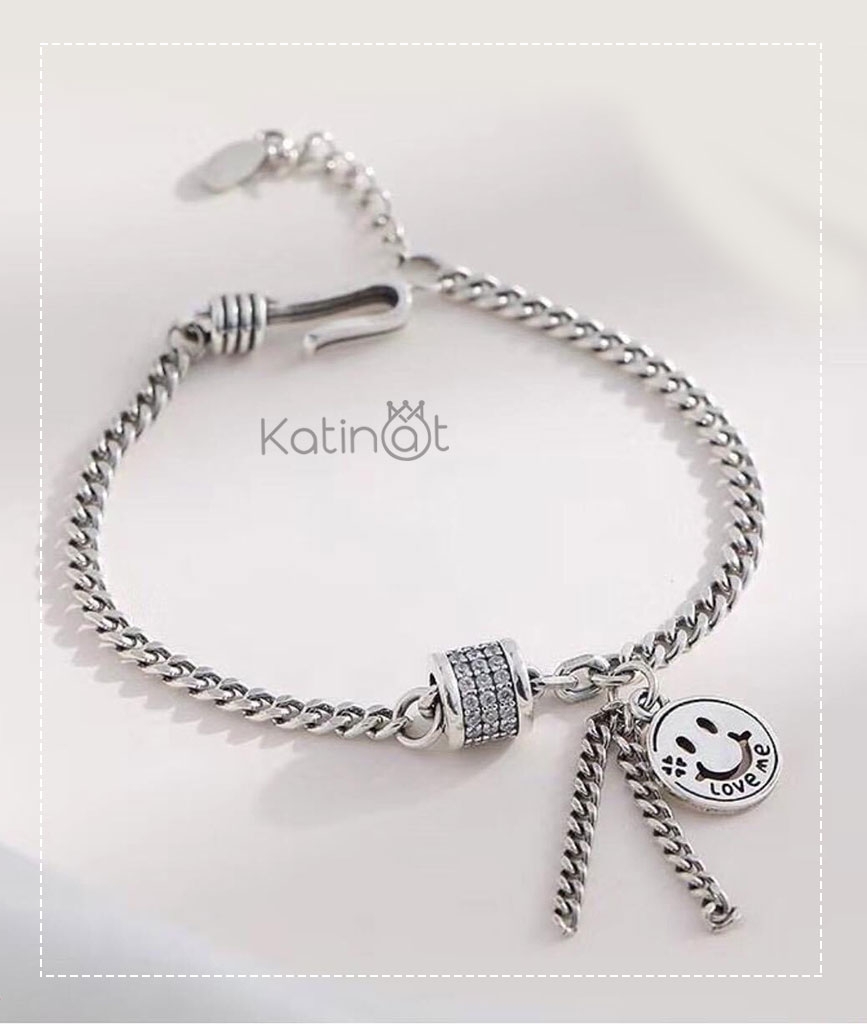 Lắc tay bạc kiểu móc xích có treo mặt cười