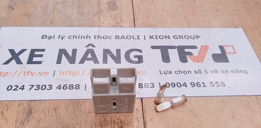 Giắc kết nối ắc quy (50A), sử dụng cho bình ắc quy của xe nâng, mới 100%. Mã P.00342