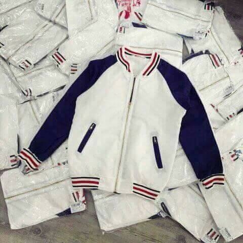 Áo khoác học sinh