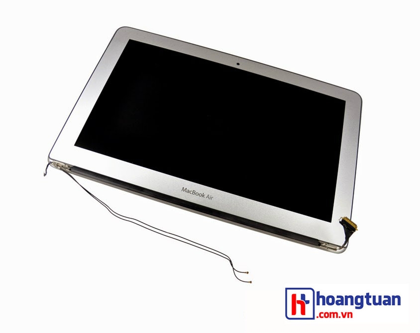 LCD 15.4 led slim macbook pro