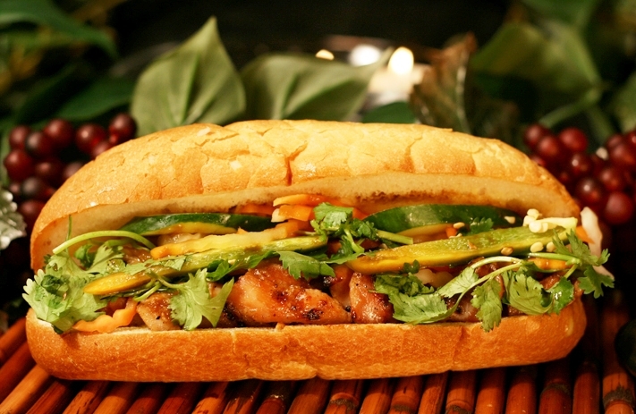 Kết quả hình ảnh cho bánh mì bà lan