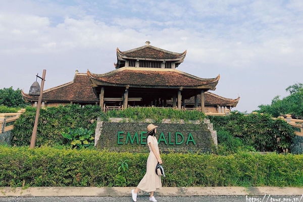 Tour Emeralda Resort Giá Rẻ Review Kinh Nghiệm Du Lịch 2024