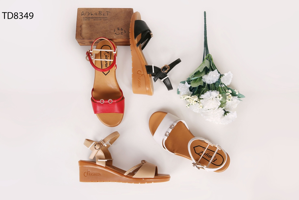 SANDAL XUỒNG TD8349