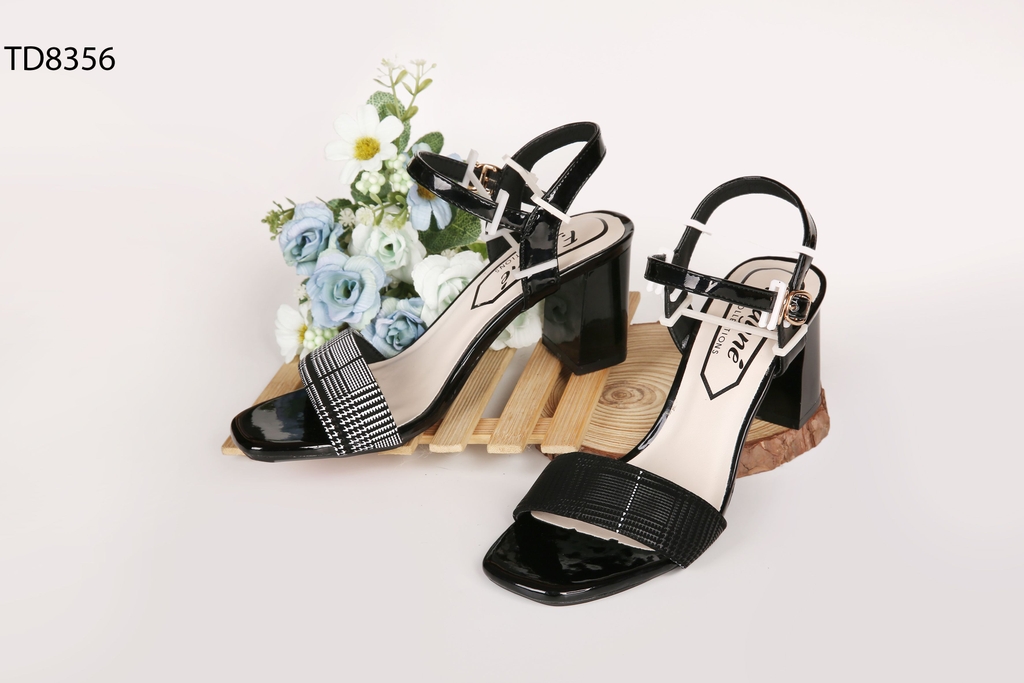 Sandal cao gót TD8356
