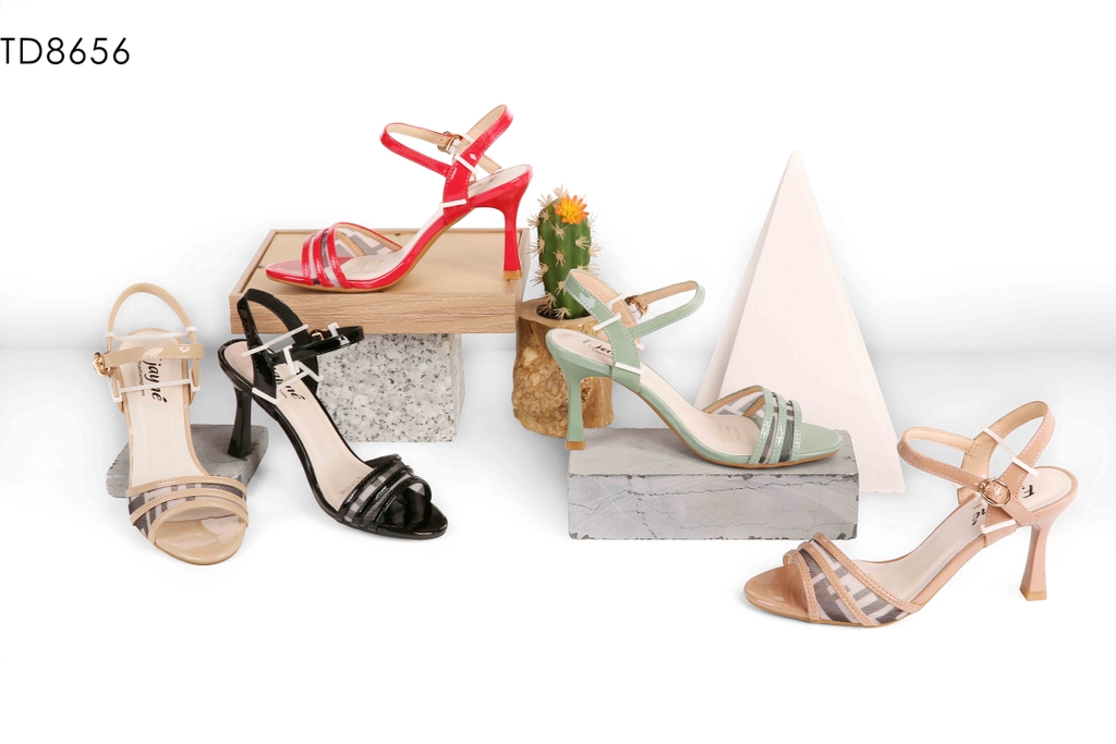 SANDAL CAO GÓT TD8656