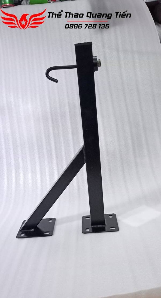 Giá treo bao cát 8 lỗ sắt siêu chắc kèm vòng bi sơn tĩnh điện QT210