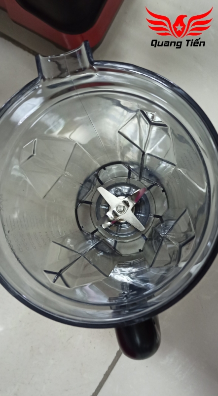 Máy xay sinh tố công nghiệp Seoul ST 2019 có nắp đậy chống ồn .