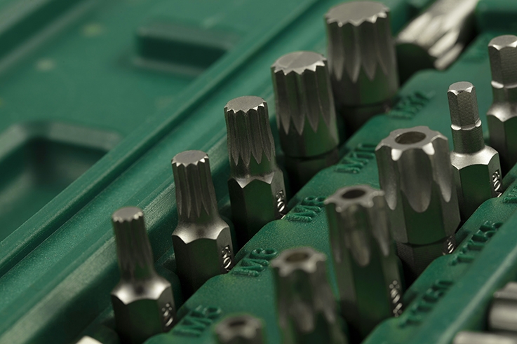 Bộ đầu tuýp đang dạng gắn tuốc nơ vít 8mm SATA 09327 - 42PC. 8MM HEX SHANK BITS SET