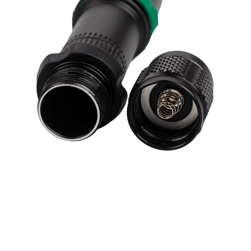 Đèn pin loại cầm tay SATA 90738 - HIGH BRIGHT RECHARGE ALUMINUM FLASHLIGHT