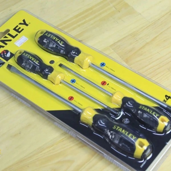 Tua vít bộ Stanley STMT66671